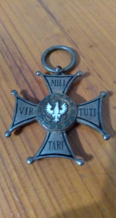 Krzyż srebrny orderu Virtuti Militari