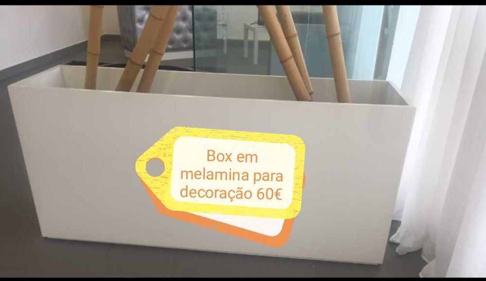 Floreira em melamina para desocupar.