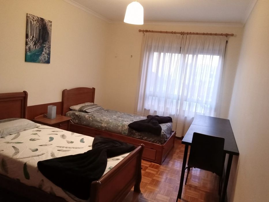 Quarto individual / duplo no polo universitário
