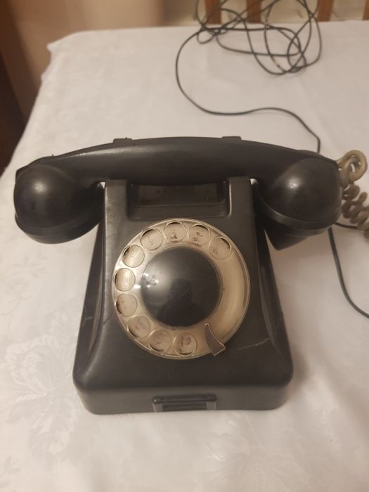Telefon prl bakelitowy