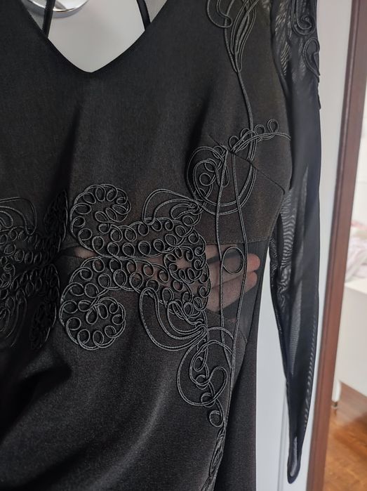 Sukienka mała czarna marki Guess r. S długi rękaw