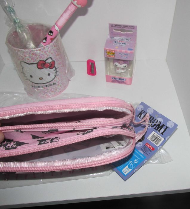 Conjunto Escolar Hello Kitty/ Kuromi Sanrio