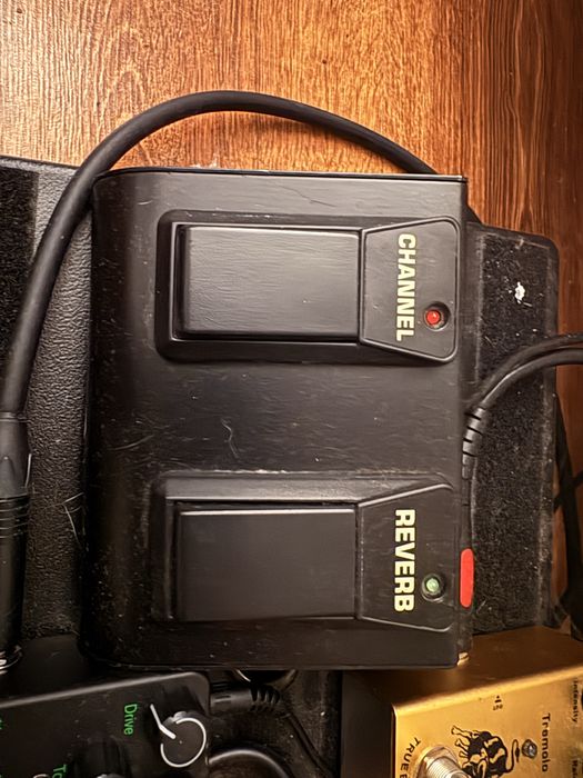 Wzmacniacz lampowy Bugera V22 infinium