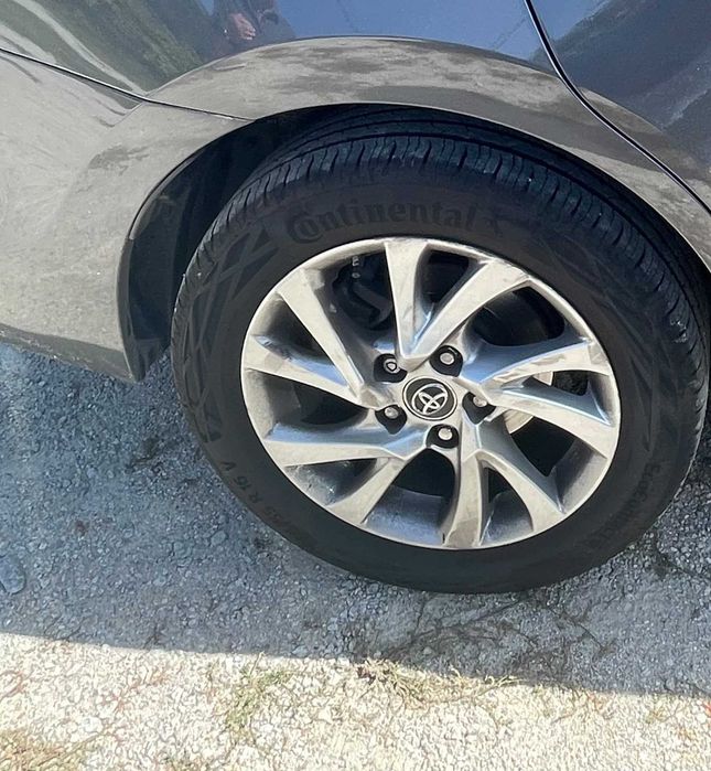 Toyota Corolla de 2016 a gasolina foto 5