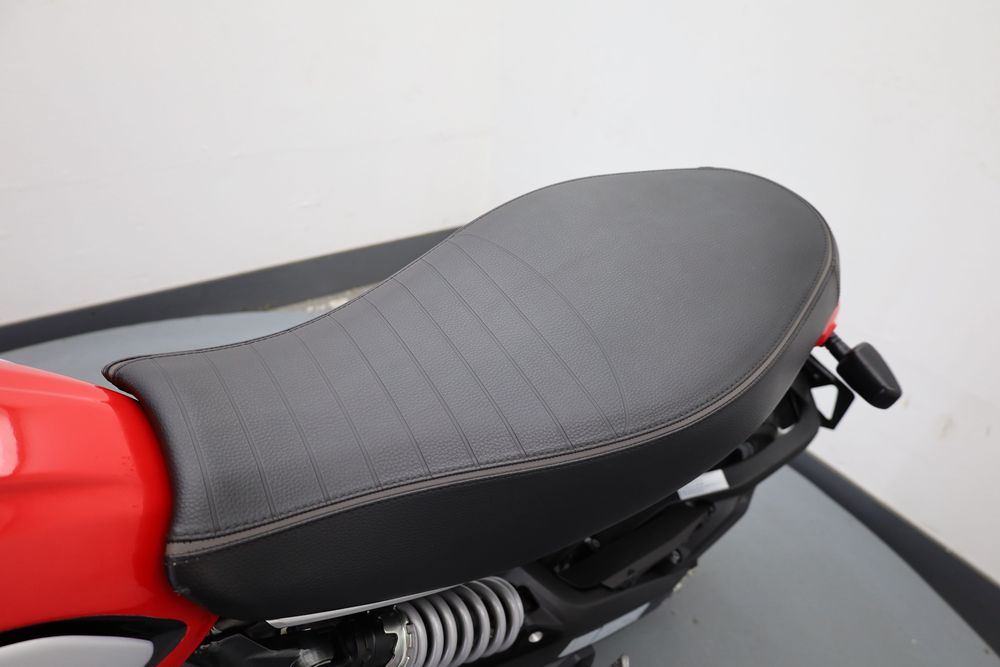 Ducati Scrambler Icon 2022 року