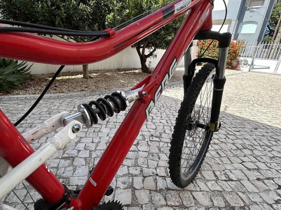 Bicicleta BTT Full Suspension - BERG