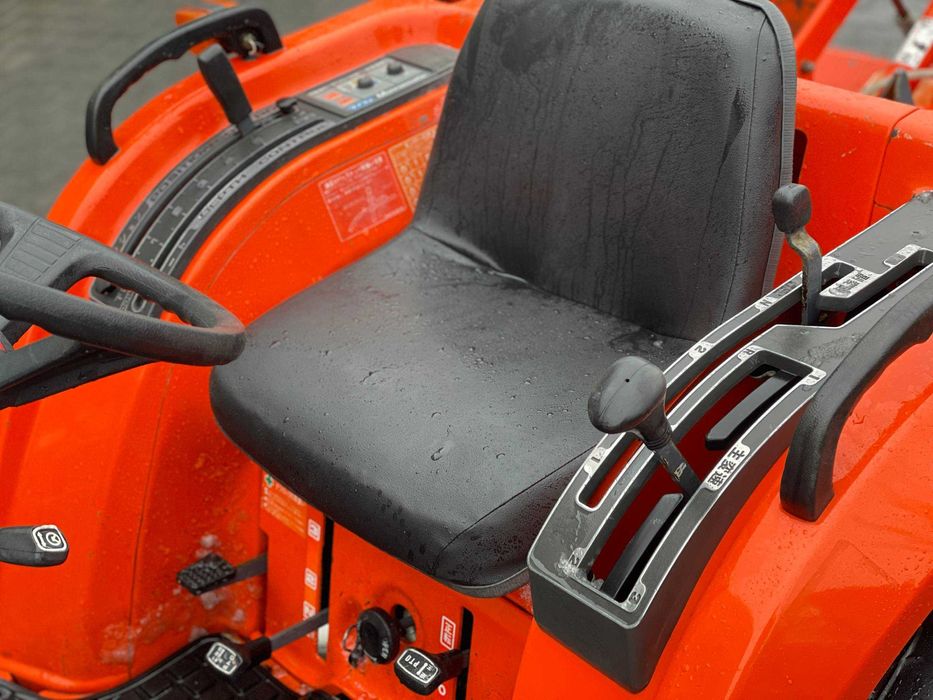 Японський Трактор Kubota GT-3 Команія ВЕСТ