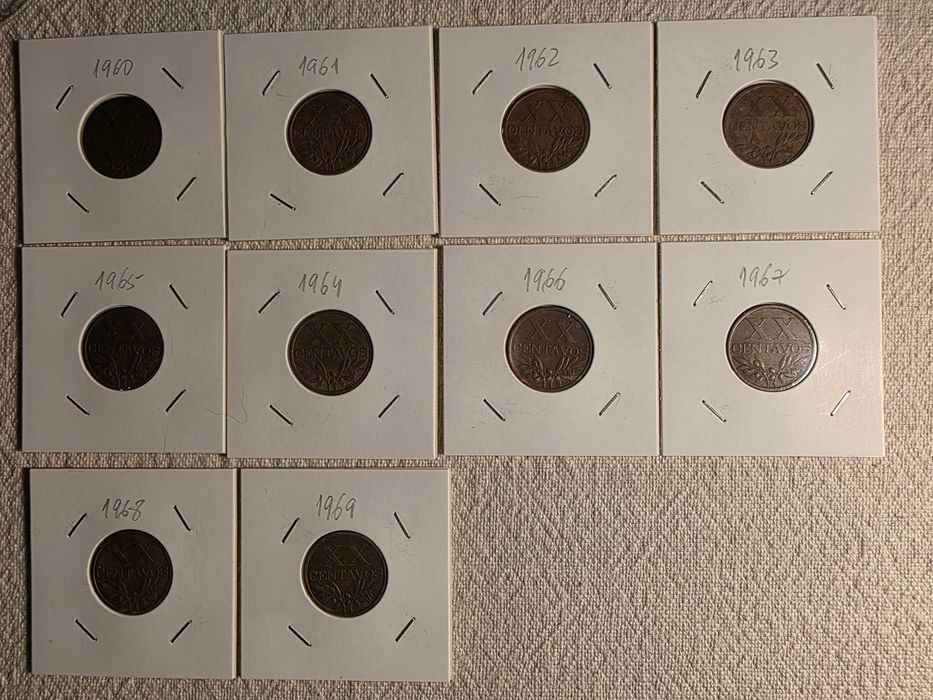 10 moedas de XX centavos de diversas datas