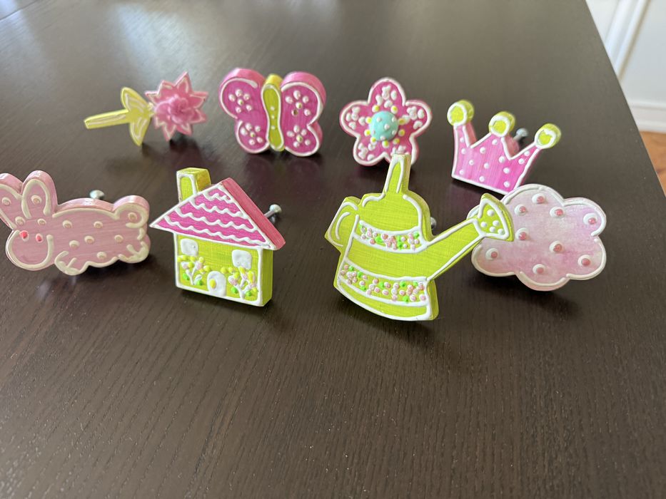 8 puxadores quarto bebe/menina