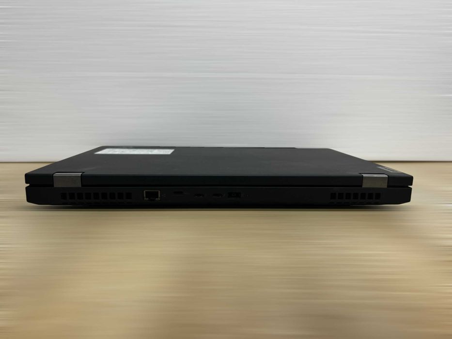 ThinkPad P15 Gen 1 | 15.6 FHD IPS | I7-10850H | 32GB | 512GB | RTX3000