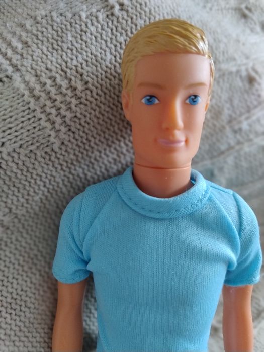 Ельза Hasbro, Барбі, Кен