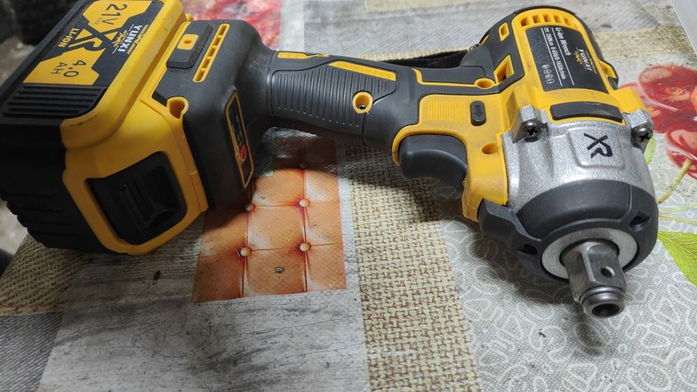 Wkrętarka zakretarka chińska sprawna jak nowa 21v