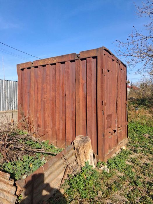 Контейнер металевий .