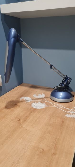 Настільна лампа, світильник