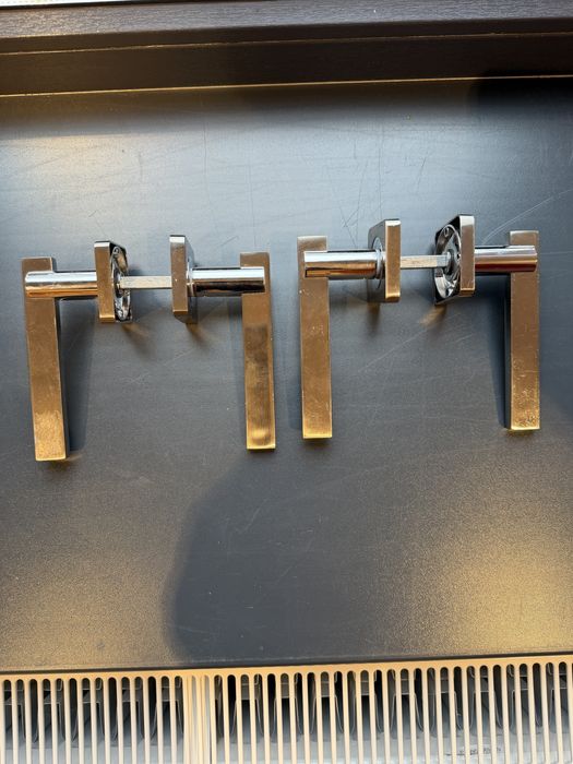 Ручки до міжкімнатних дверей