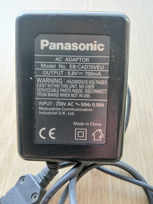 Telefon Panasonic EB-GD50 z ładowarką