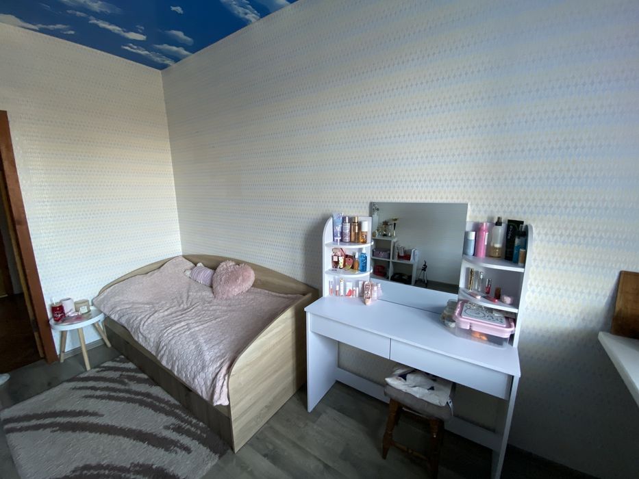 Будинок з газом, свіжий ремонт. Ділянка 40 соток!