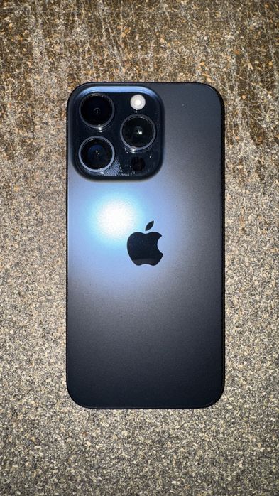 iPhone 15 pro 256gb