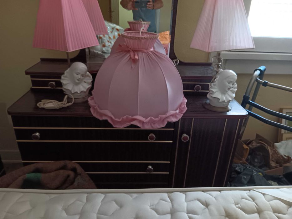 Conjunto de candeeiros antigos