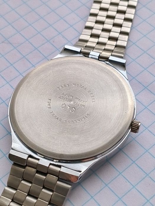 Наручные часы Q.Q