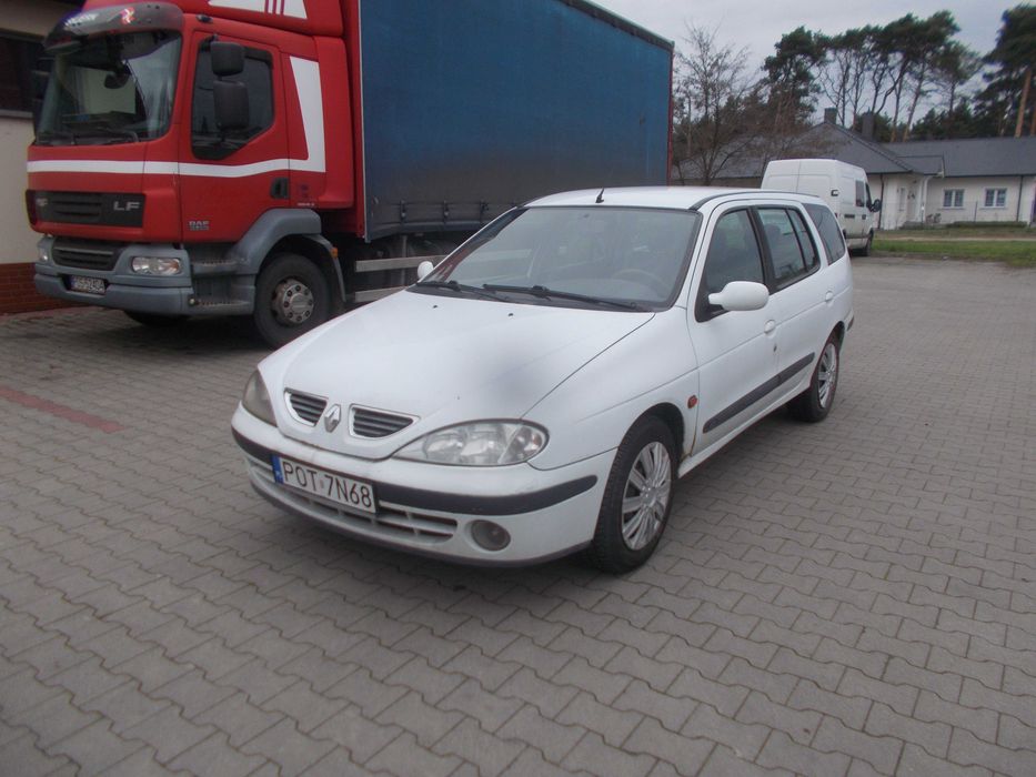 Lampa tylna tył lewa Renault Megane Kombi kompletna demontaż