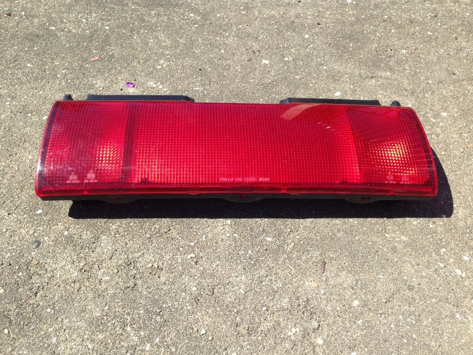 Farolim traseiro (nevoeiro) Susuki Swift GTI (modelo mk3)