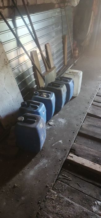 Бочки на 5л. 6шт. всі за 100грн.