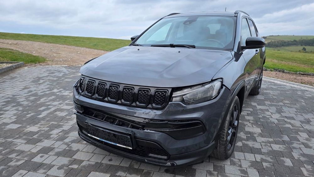 Jeep Compass 1.3Benzyna NightEagle Navi Kamera Grzane fotele
