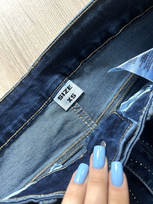 Spodnie z diamencikami