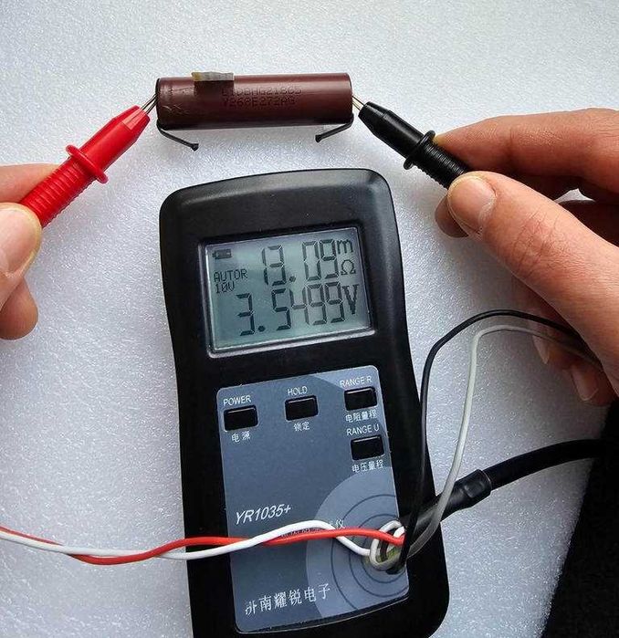 Акумулятор високотоковий 18650 Liitokala Lii HG2 N з контактами 20А