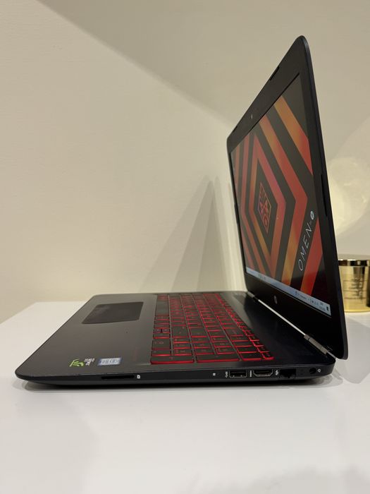 Laptop Gamingowy HP Omen 15 i5HQ,8GB,GTX1050,SSD+HDD 1TB