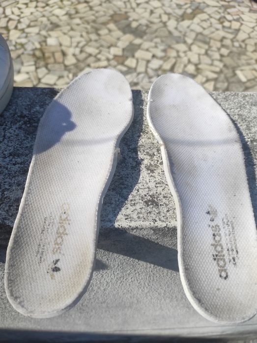Sapatilhas senhora usadas