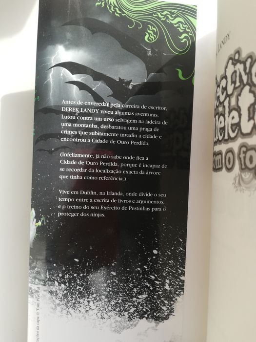 O Detective Esqueleto, de Derek Landy