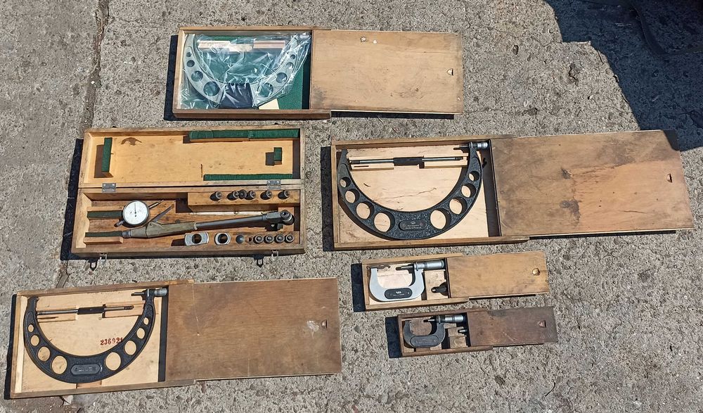 Narzędzia pomiarowe: mikrometry, suwmiarki, średnicówki