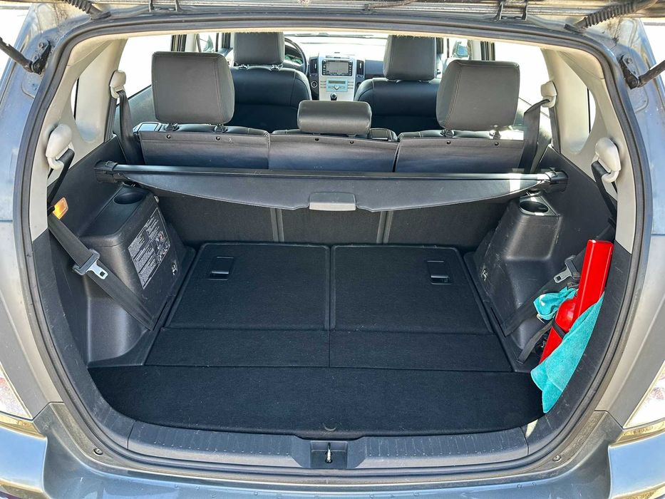 TOYOTA Corolla VERSO 1.8 VVT-i wersja SOL