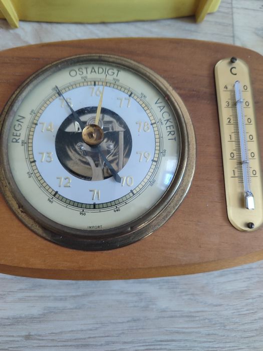 Барометри термометри, вологоміри