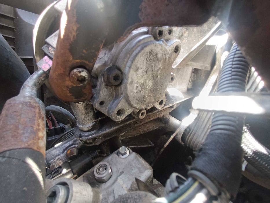 Насос Гур Мерседес МЛ 270 Насос гидроусилителя W163 ML 2.7CDI CLK Спринтер