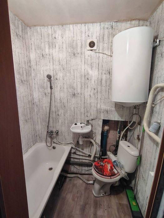 Пляжна. Північний ГЗК.  Продаж 1 кім. Малосімейка . Кухня, санвузол