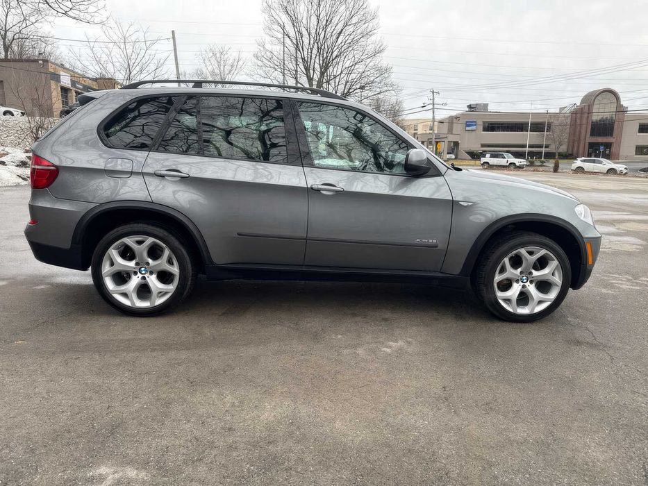 BMW X5 xDrive35i      2013