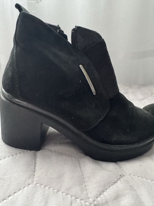 Ботильони жіночі