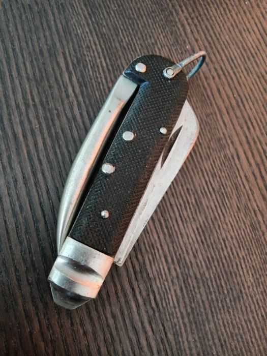 Faca / navalha antiga com lâmina, abre latas e tira nós