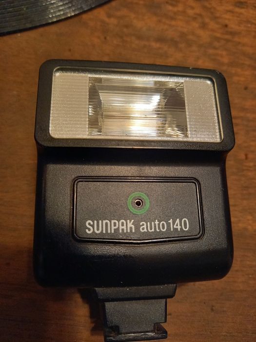 Lampa błyskowa Sunpack auto 140 japan