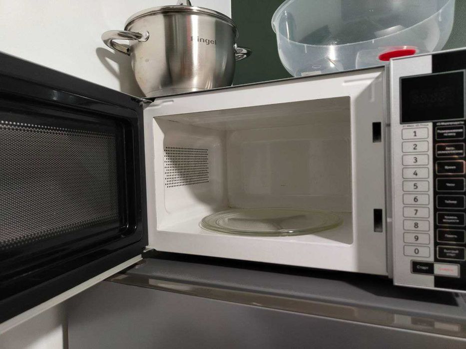 Мікрохвильова на запчастини