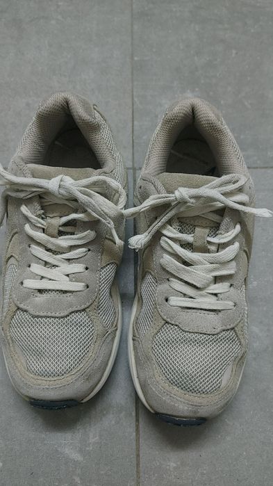 Ténis Zara número 35