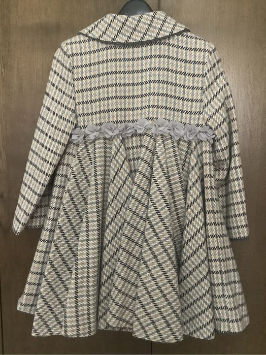 Casaco comprido de fazenda para menina de 8 anos