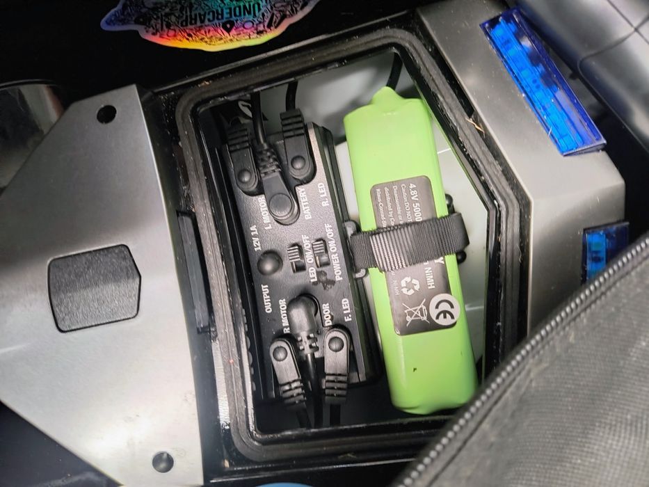 Łódka zanętowa karpiowa