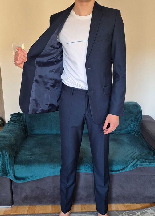 Garnitur męski granatowy