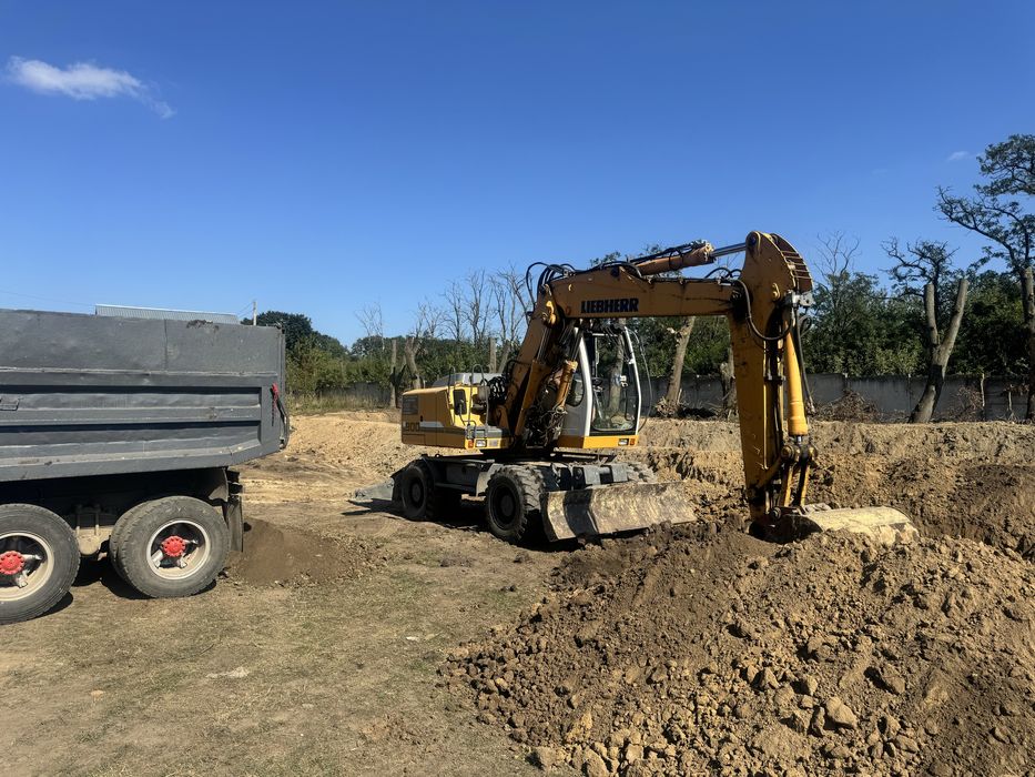 Послуги екскаватора