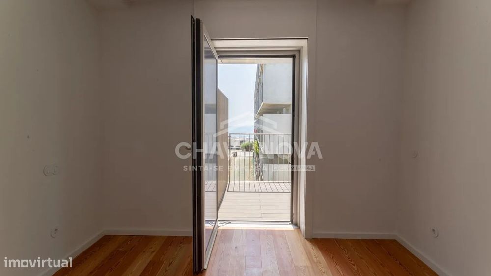 T1 com Vista Mar, Varanda, Garagem, Excelentes Comodidades AR/04947-TP