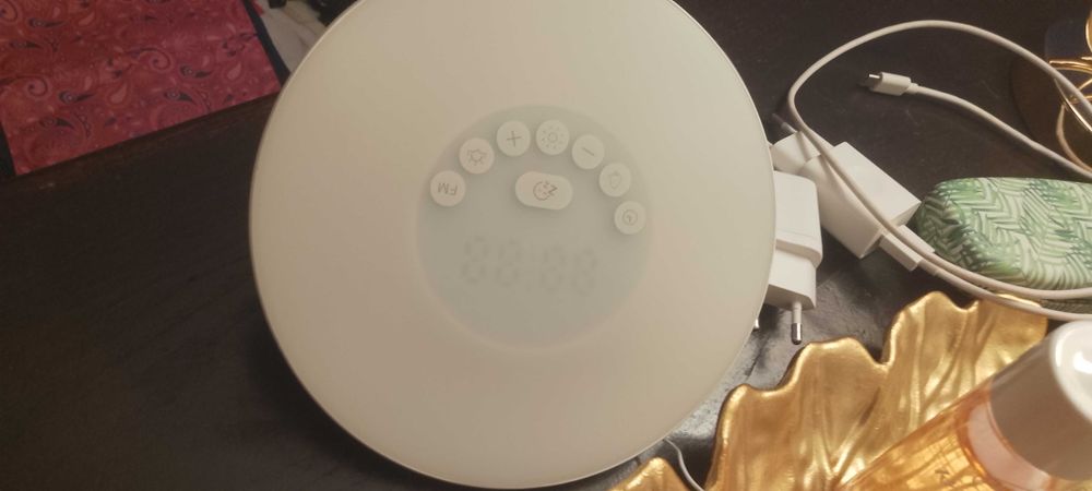 Zegarek, budzik i radio 3 w 1